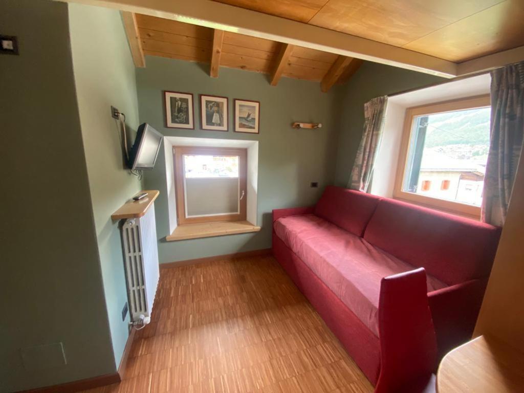 Cronox Mini Apartments Livigno Ngoại thất bức ảnh