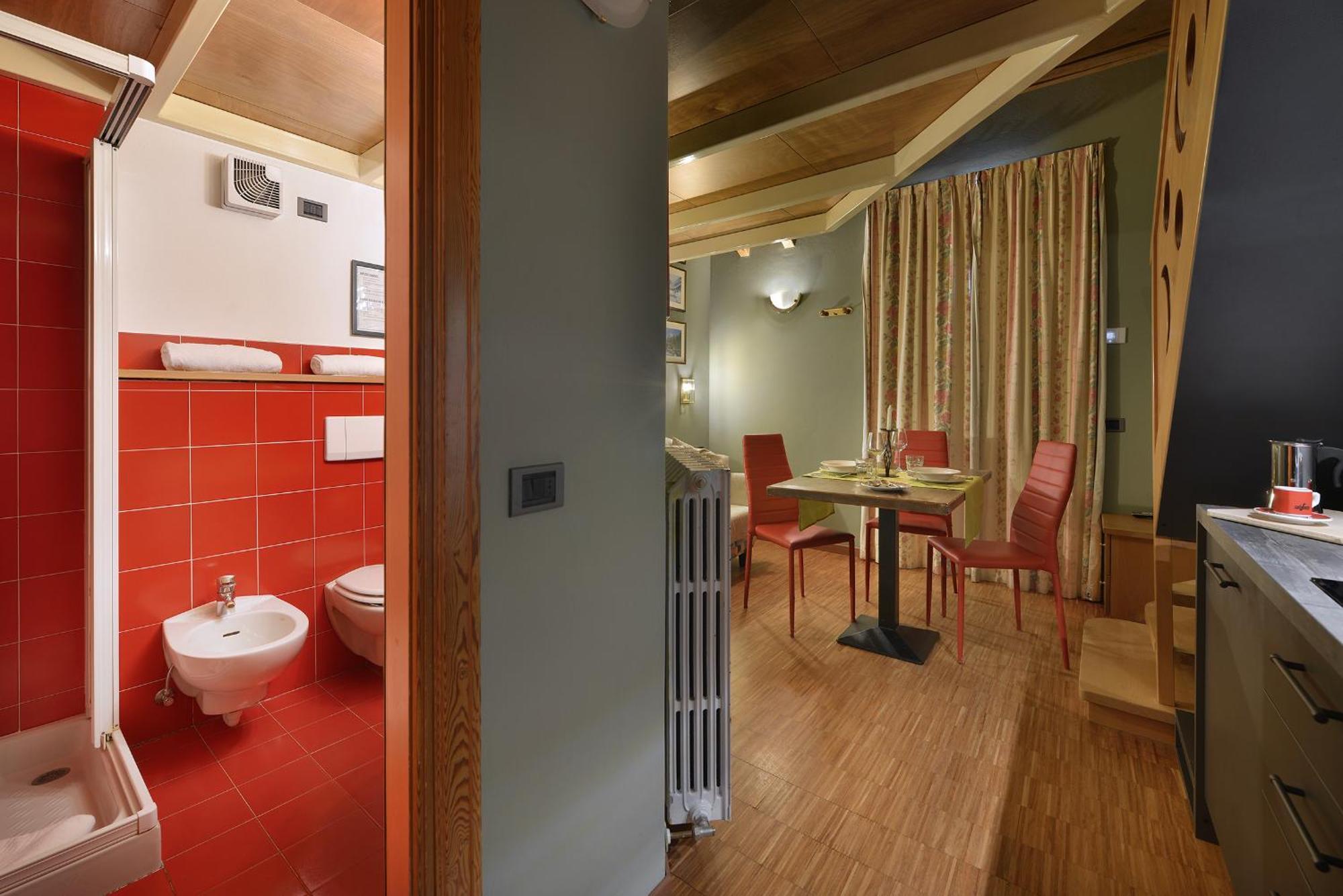 Cronox Mini Apartments Livigno Ngoại thất bức ảnh